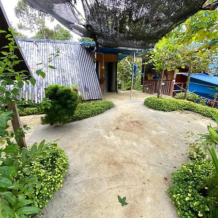 Отель Da Family Mini Garden Ранау Экстерьер фото