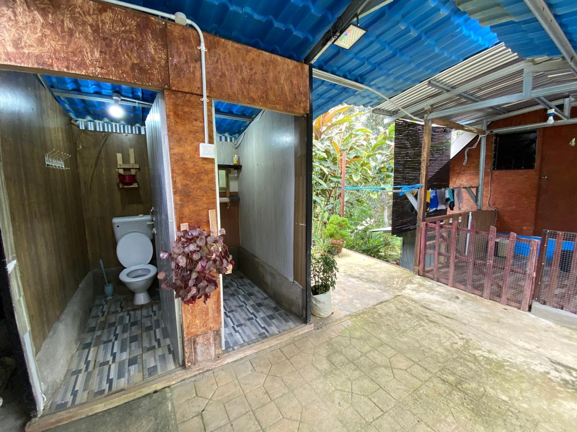 Отель Da Family Mini Garden Ранау Экстерьер фото